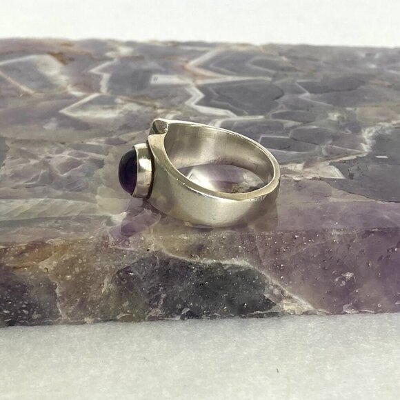 Sterling Silver 925 Asymmetric Oval Purple Amethyst Cabochon Ring Sz 5.75 - Picture 6 of 16